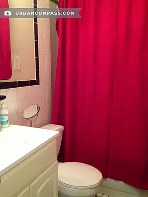 Rented by Compass | media 40