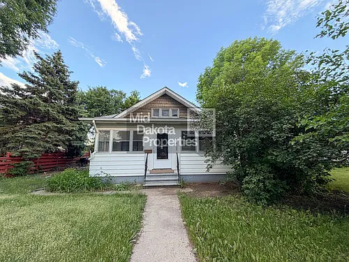 933 E 5th Ave Photo 1