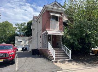 38 Smith St #2F, Irvington, NJ 07111