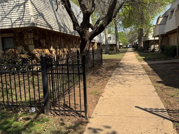 2219 E 67th St Unit 1304, Tulsa, OK 74136