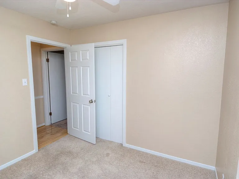 2614 Little John Ln — Photo 19