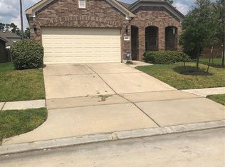 16919 Lake Willowby Ln, Houston, TX 77044