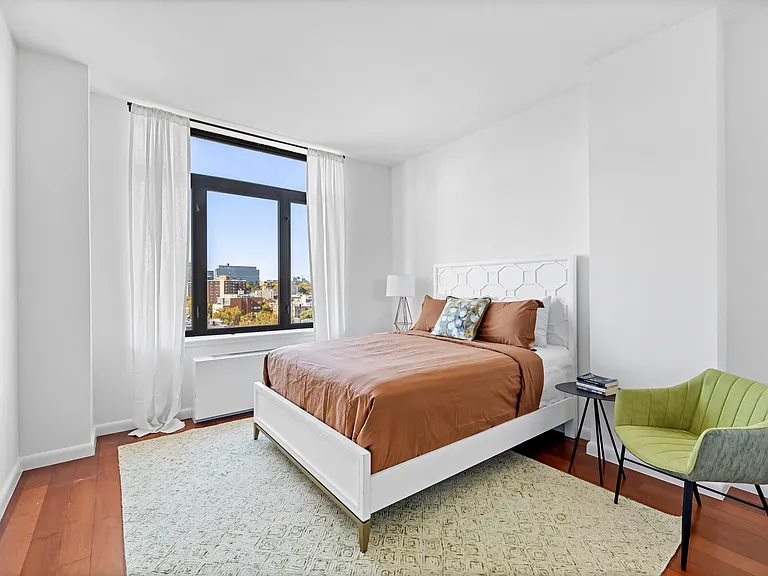 380 Lenox Ave #PHE — Photo 13