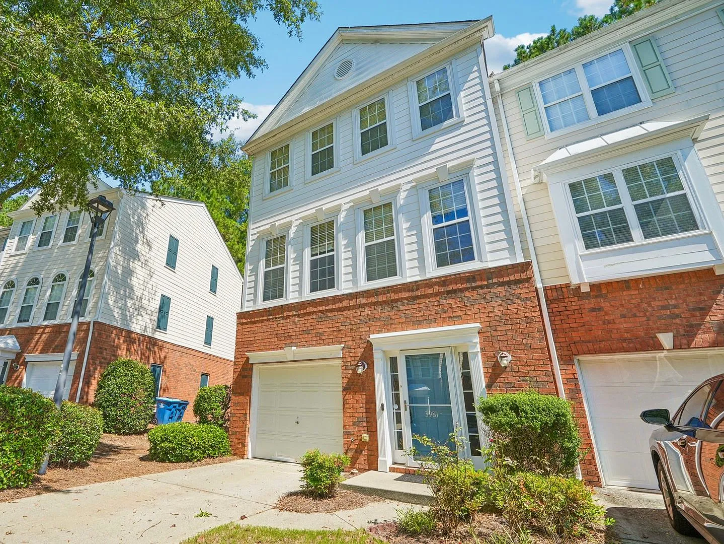 3981 Howell Park Rd photo 1