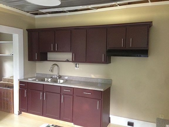 5th image of 1556 Franklin Ave