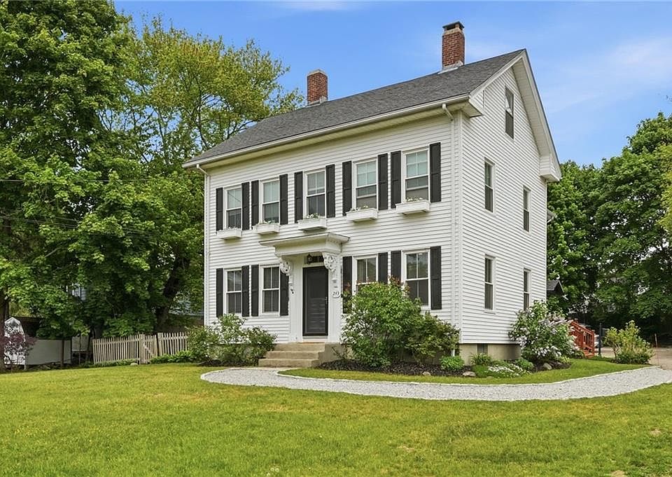 1st image of 243 Maple Ave