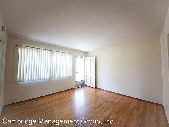 4th image of 4455 Dawson Ave