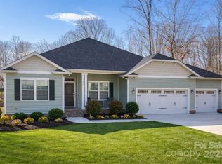 136 Wylie Trl, Statesville, NC 28677