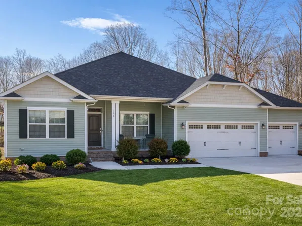 136 Wylie Trl, Statesville, NC 28677