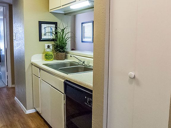 3rd image of 1120 Mac Arthur Dr APT 3302