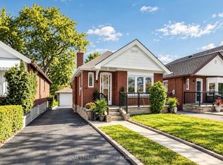 75 Inwood Ave, Toronto, ON M4J 3Y4