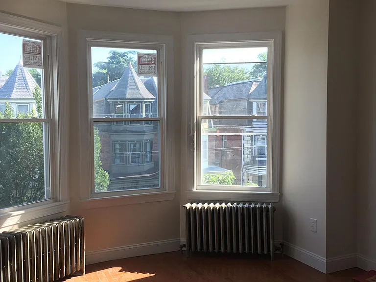 4715 Hazel Ave #2 — Photo 2