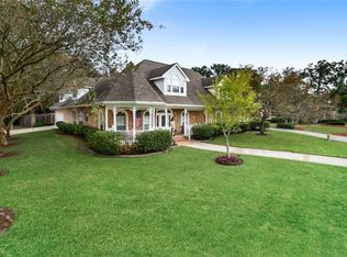 11 Gainswood Dr W, Marrero, LA 70072