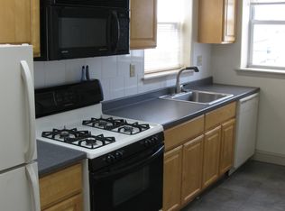 2522 S Broad St, Philadelphia, PA 19145