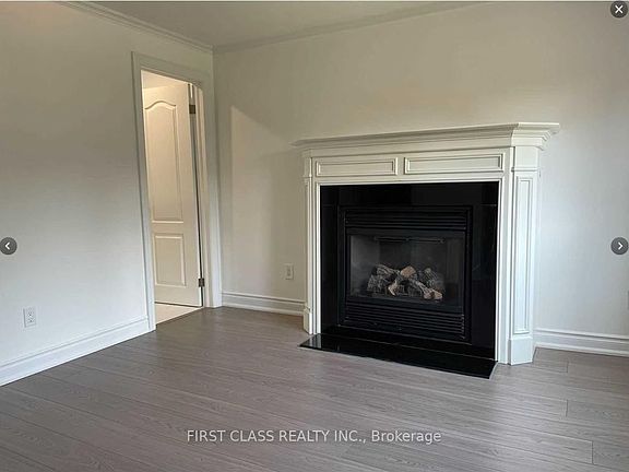 2nd image of 27 Ormsby Ct