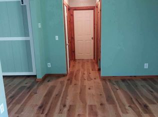 421 E 14th Ave APT B, Augusta, KS 67010