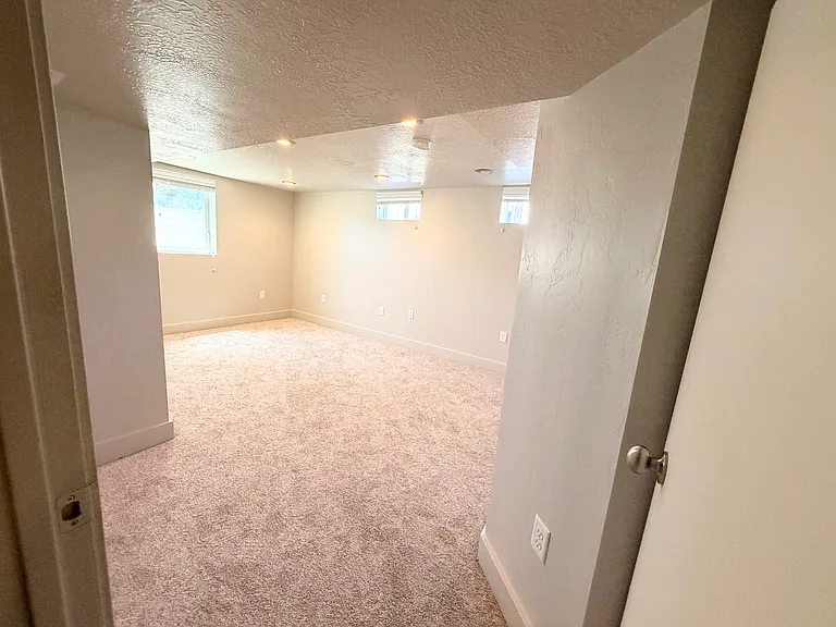 9970 S Poppy Ln E — Photo 20