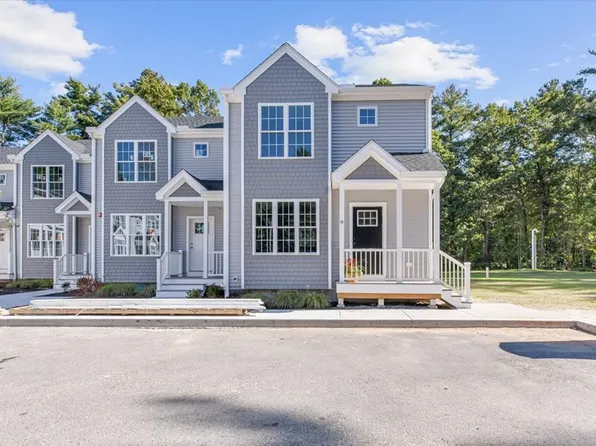 30 Old Washington St #8, Pembroke, MA 02359