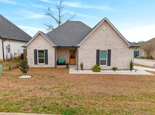 100 Iberville Pl, Carriere, MS 39426