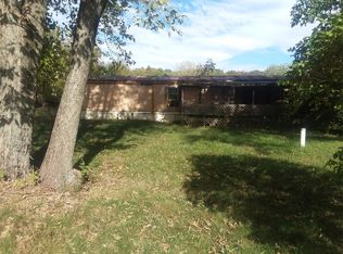6037 N Sleepy Hollow Rd, Monticello, IN 47960