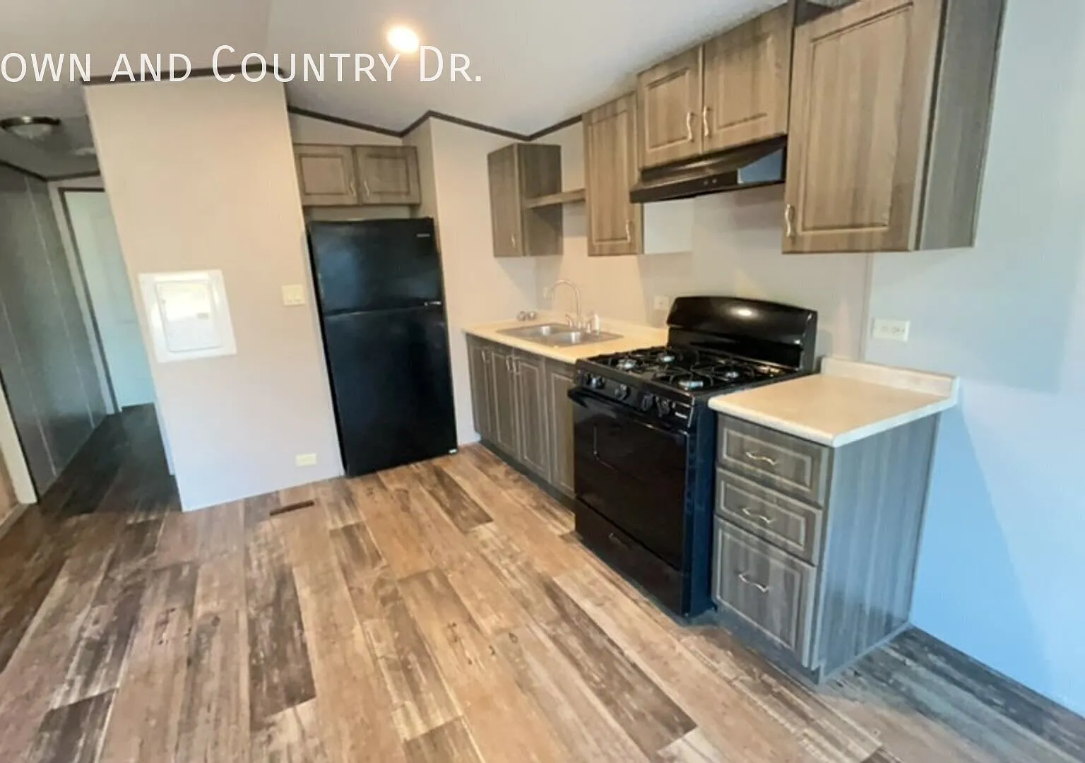 Schedule a showing today! — Photo 1