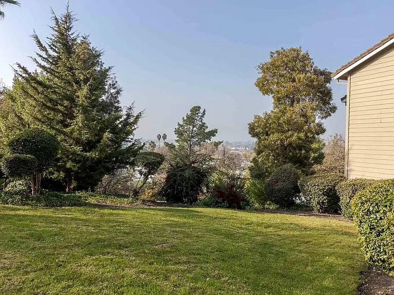 Lime Ridge — Photo 10
