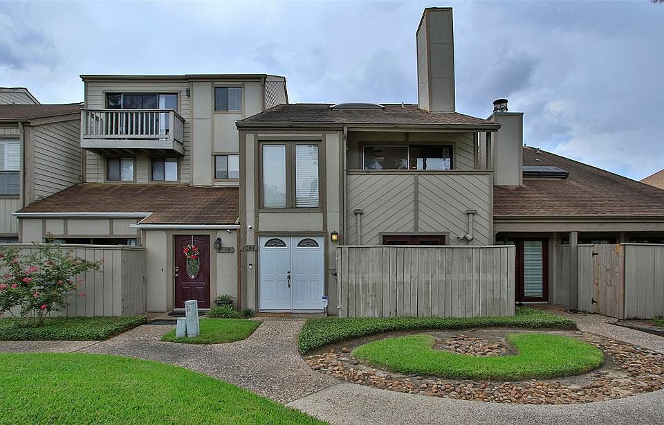 1st image of 1041 Country Place Dr