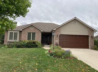 1135 Fawncrest Ct, Bluffton, IN 46714
