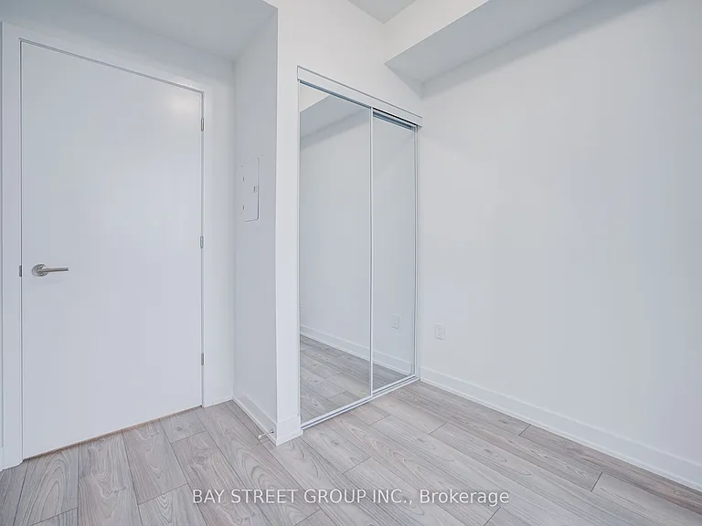 5858 Yonge St #2023 — Photo 26