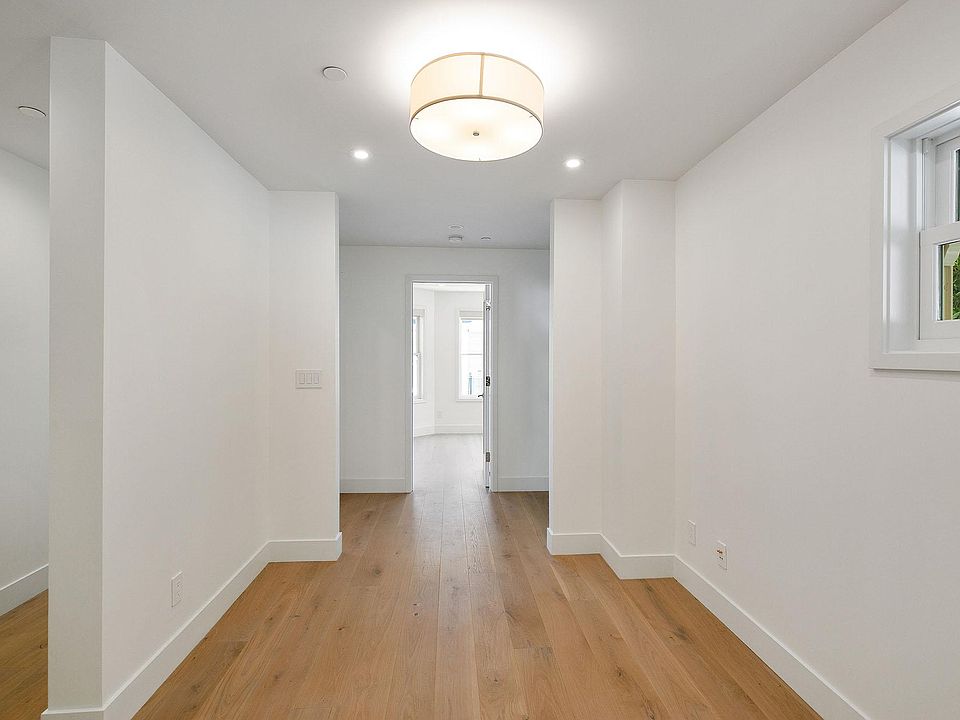 1st image of 834 Duboce Ave