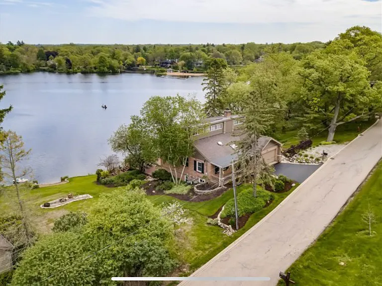 215 W Lake Shore Dr — Photo 16