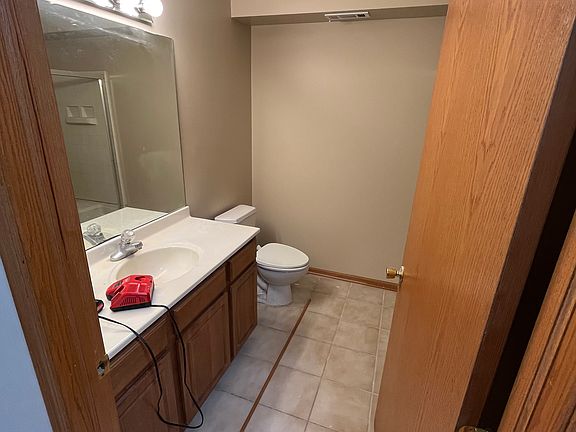 3rd image of 1375 Rock Run Dr Unit 4