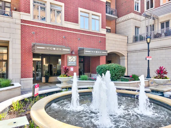 50 N Northwest Hwy Unit 204, Park Ridge, IL 60068