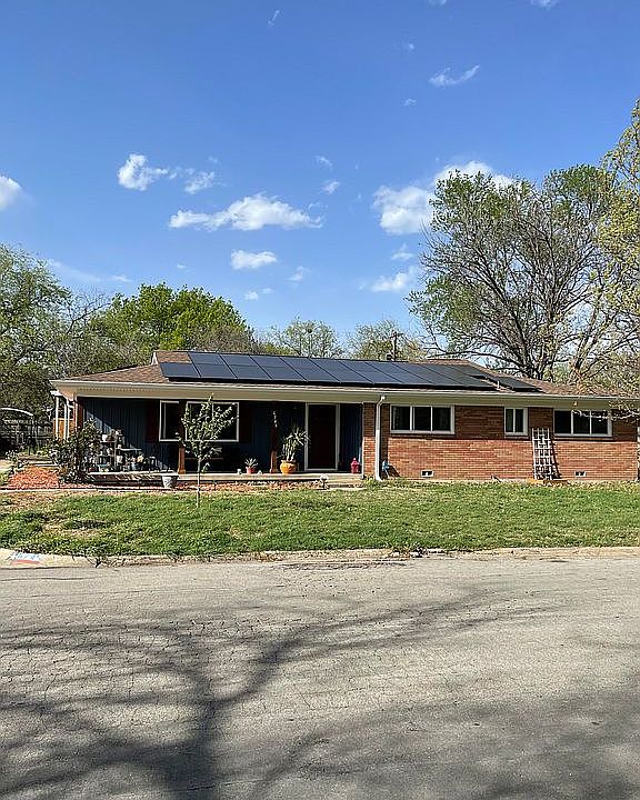 2nd image of 6745 Cylinda Sue Cir