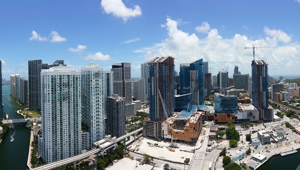 1st image of 350 S Miami Ave #4102