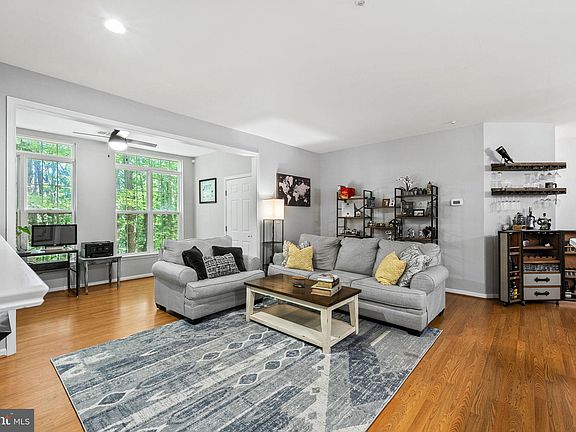 5th image of 6610 Netties Ln Unit E