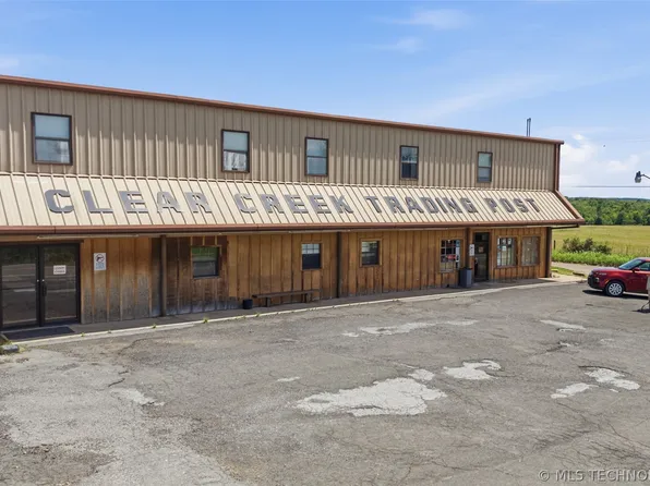 15994 N Clear Creek Rd, Hulbert, OK 74441