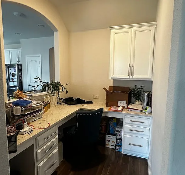 2616 Melrose Dr — Photo 29