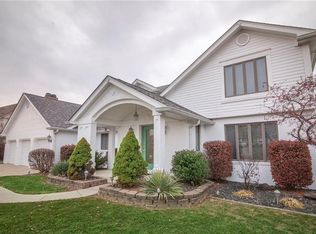 4510 Golfview Dr, Anderson, IN 46011