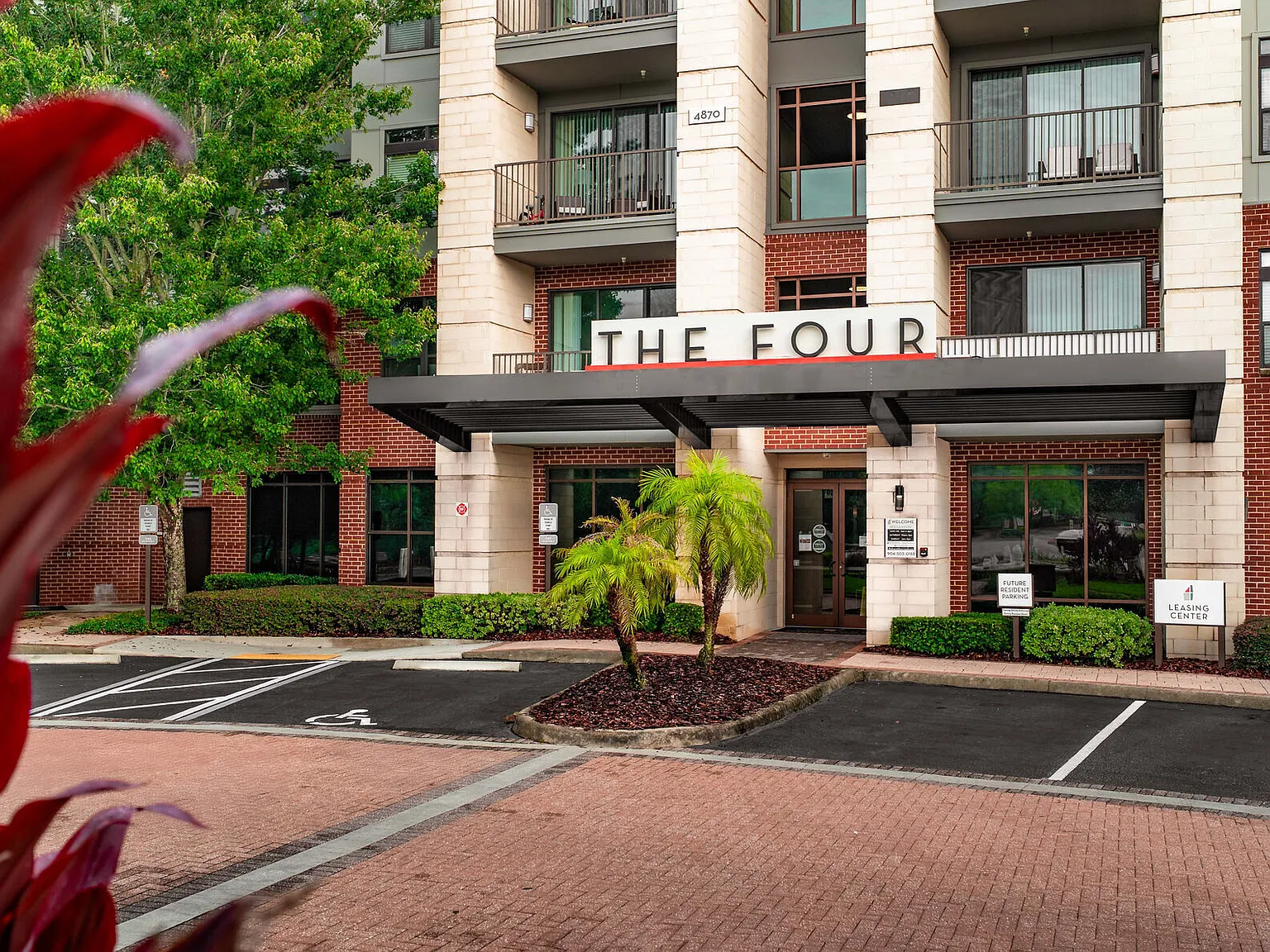 The Four — Photo 4