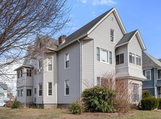 27 Otis St, Chicopee, MA 01020