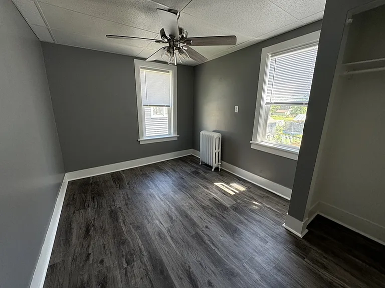 362-364 W Scott St #362 — Photo 9