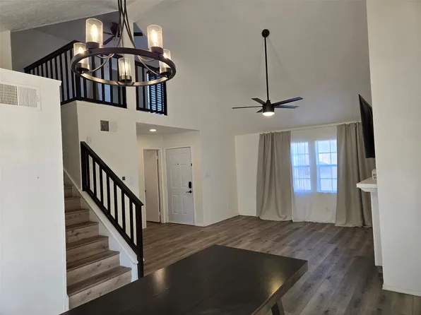 1553 Windsor Dr, Glenn Heights, TX 75154