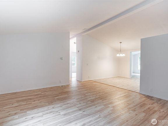 2nd image of 799 King Road