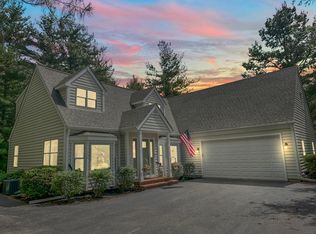 2209 Hidden Trail Ct, Spring Grove, IL 60081