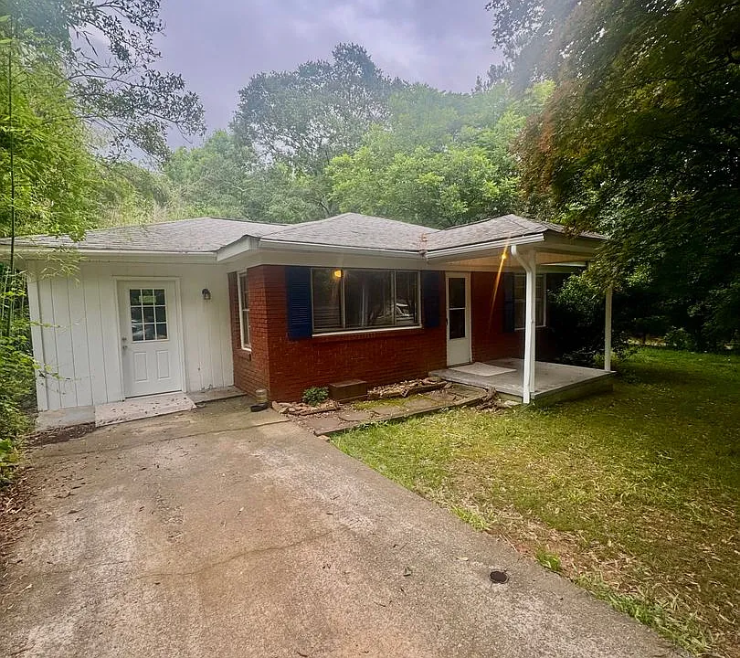 6706 Post Rd