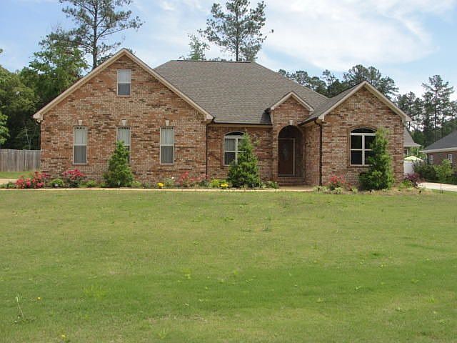 2nd image of 12 Peacock Dr