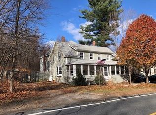 140 Quinapoxet St, Jefferson, MA 01522