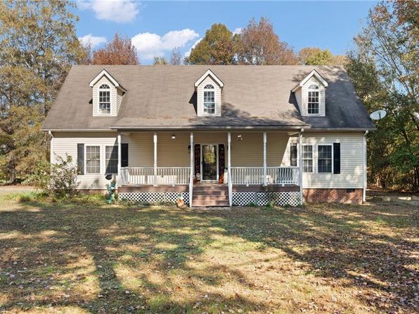 7039 Old 421 Rd, Liberty, NC 27298