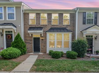 6814 Colonial Garden Dr, Huntersville, NC 28078